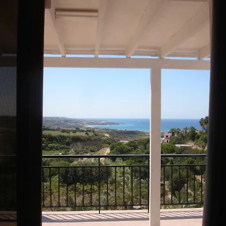 Serene Serenity فيلة